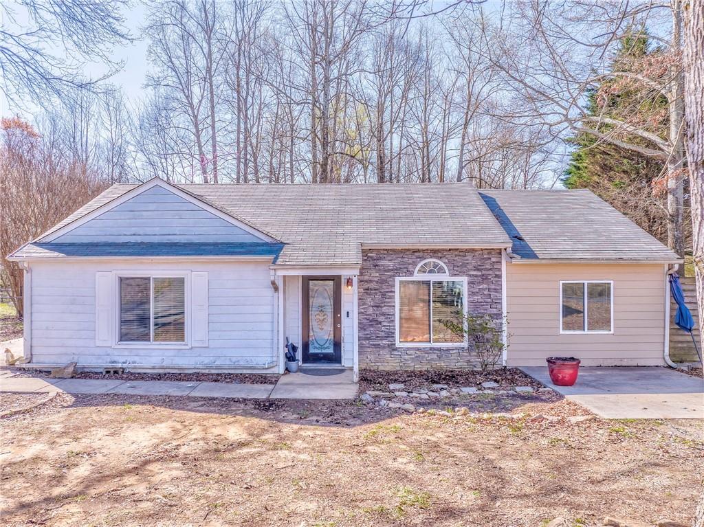 90 Greyland Farm Road