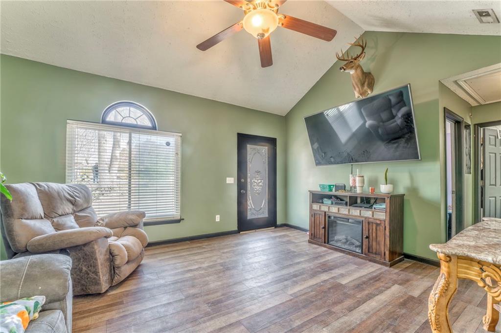 90 Greyland Farm Road