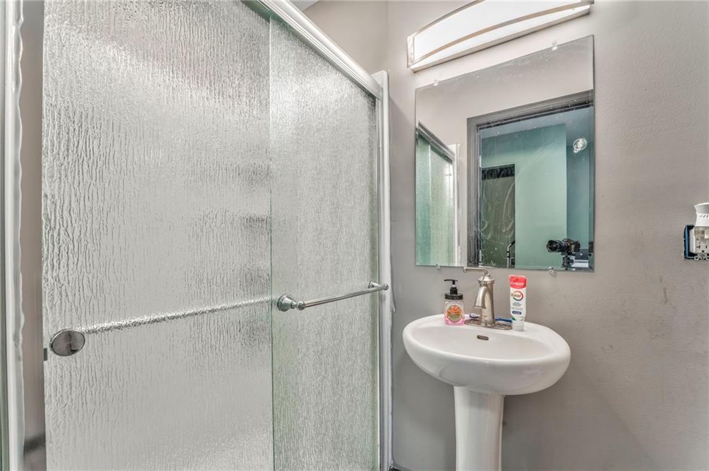 90 Greyland Farm Road