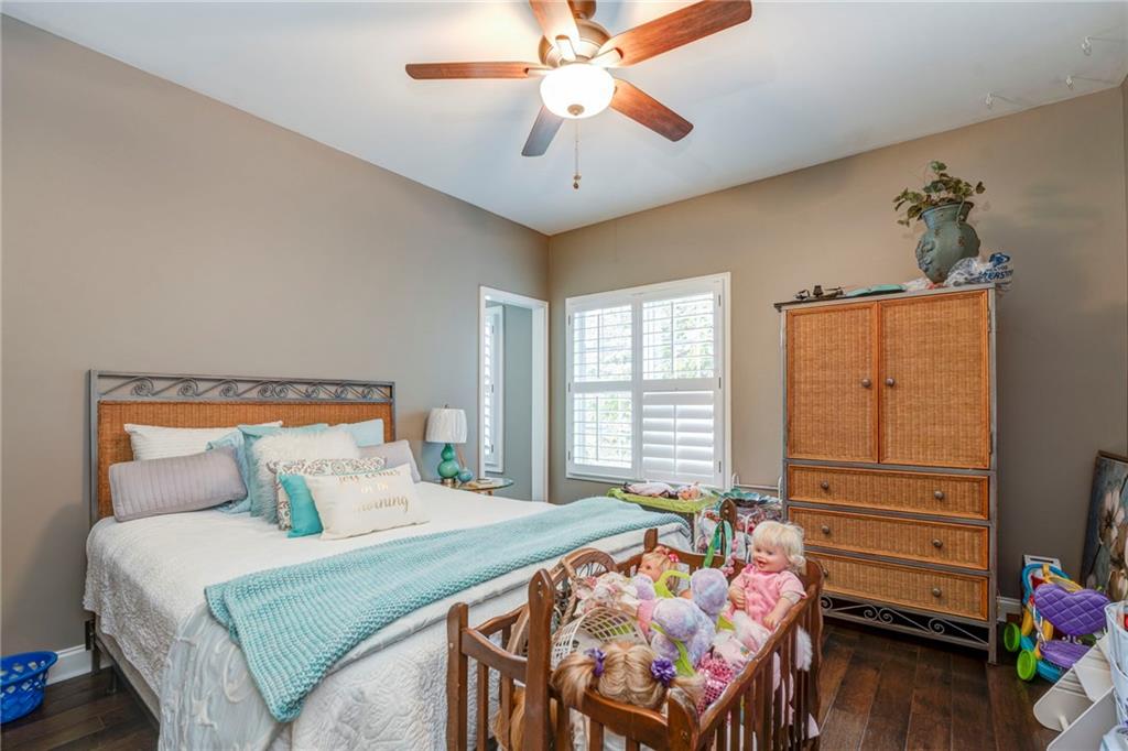 416 SPRING PLACE Road NE