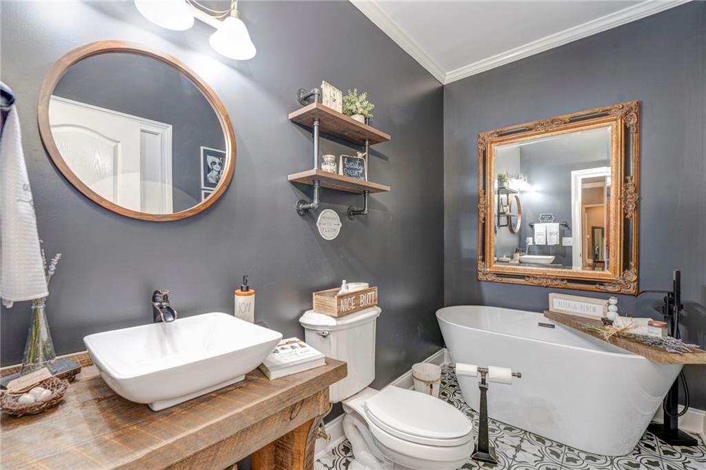 416 SPRING PLACE Road NE