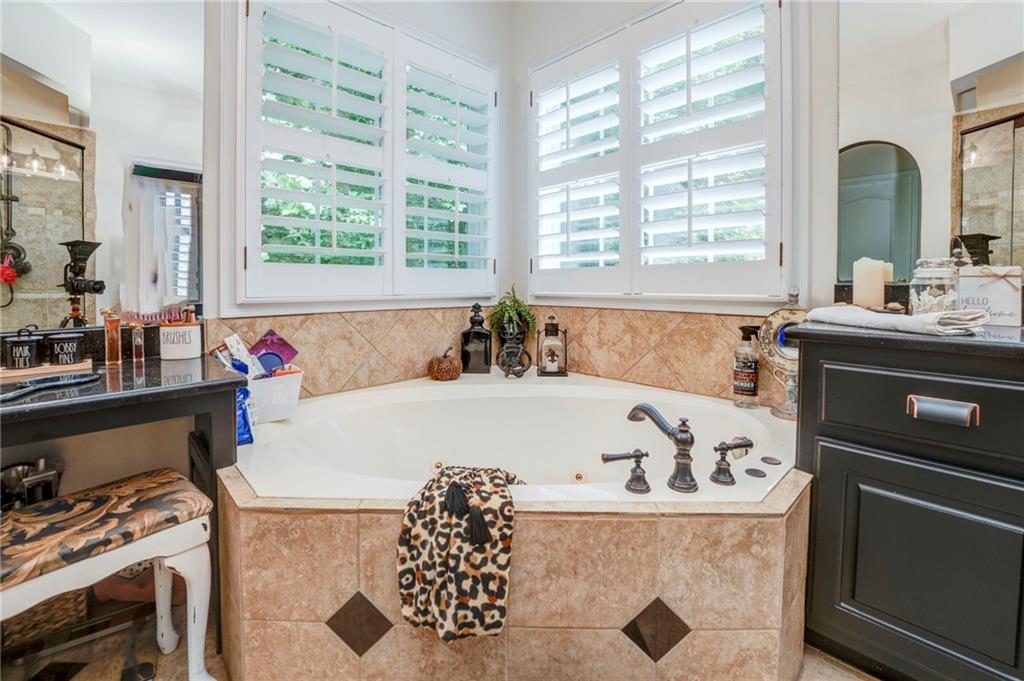 416 SPRING PLACE Road NE