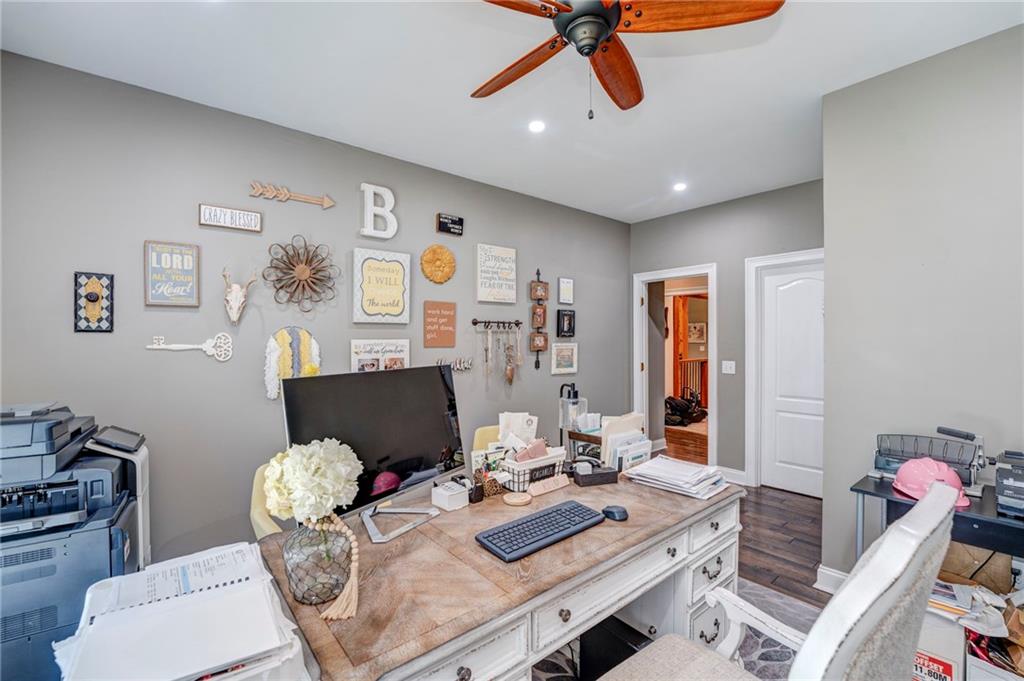 416 SPRING PLACE Road NE