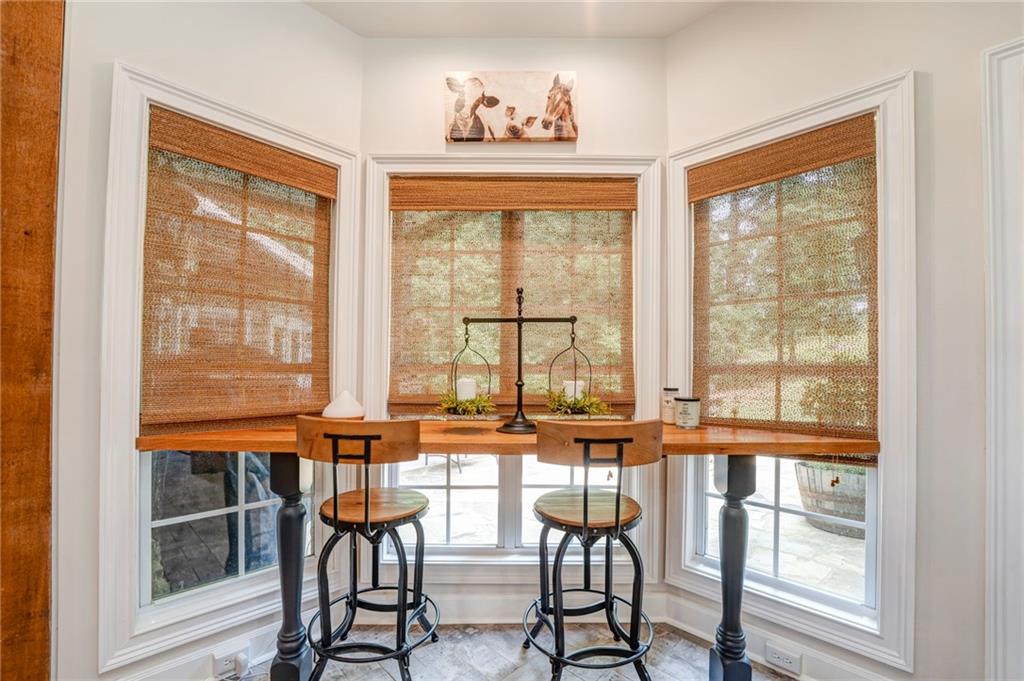 416 SPRING PLACE Road NE