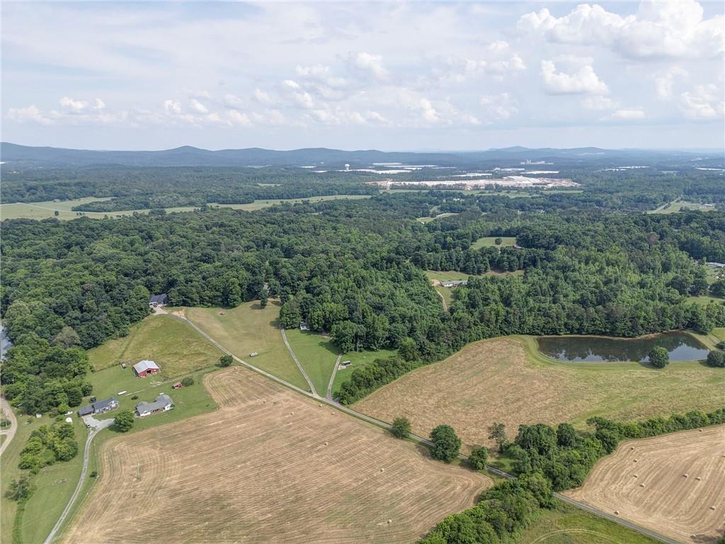 416 SPRING PLACE Road NE