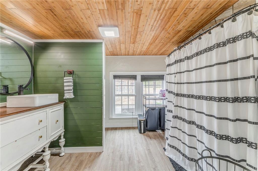 455 River Bend Road SW