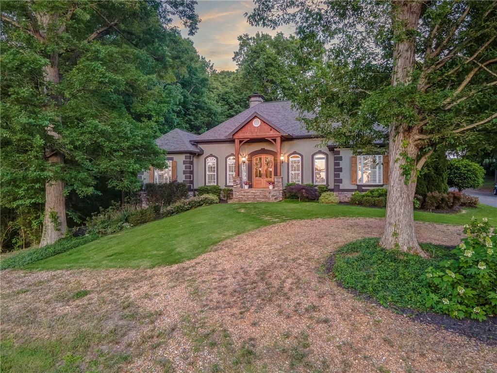 416 Spring Place Road NE