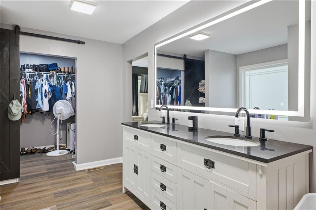 379 Bozeman Road NW