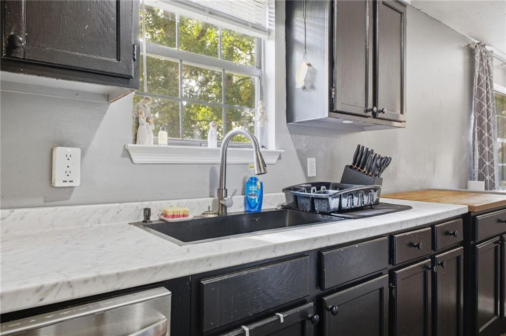 379 Bozeman Road NW