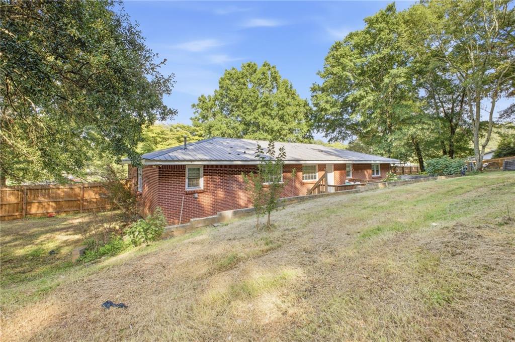 521 Mcdaniel Station Road SW