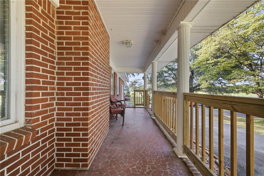 521 Mcdaniel Station Road SW