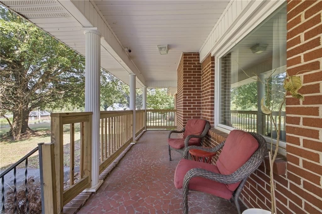 521 Mcdaniel Station Road SW