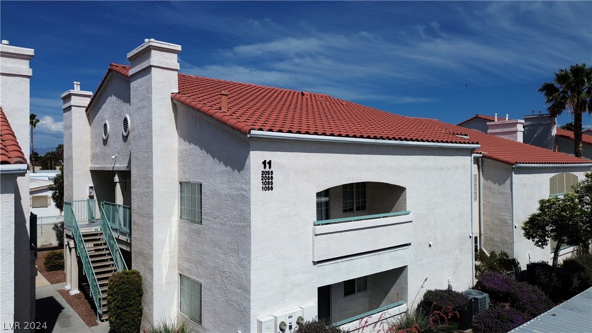 2725 South Nellis Boulevard 2056