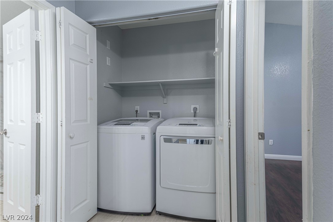 2725 South Nellis Boulevard 2056