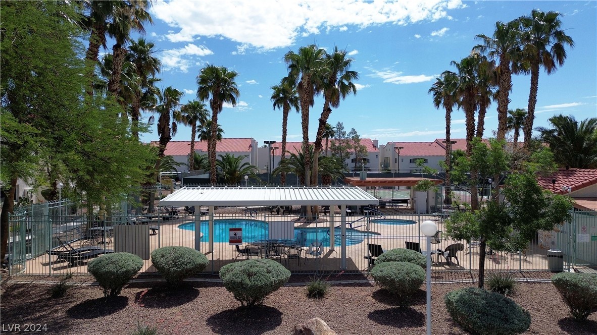 2725 South Nellis Boulevard 2056
