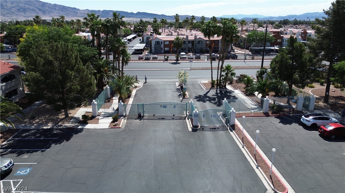 2725 South Nellis Boulevard 2056