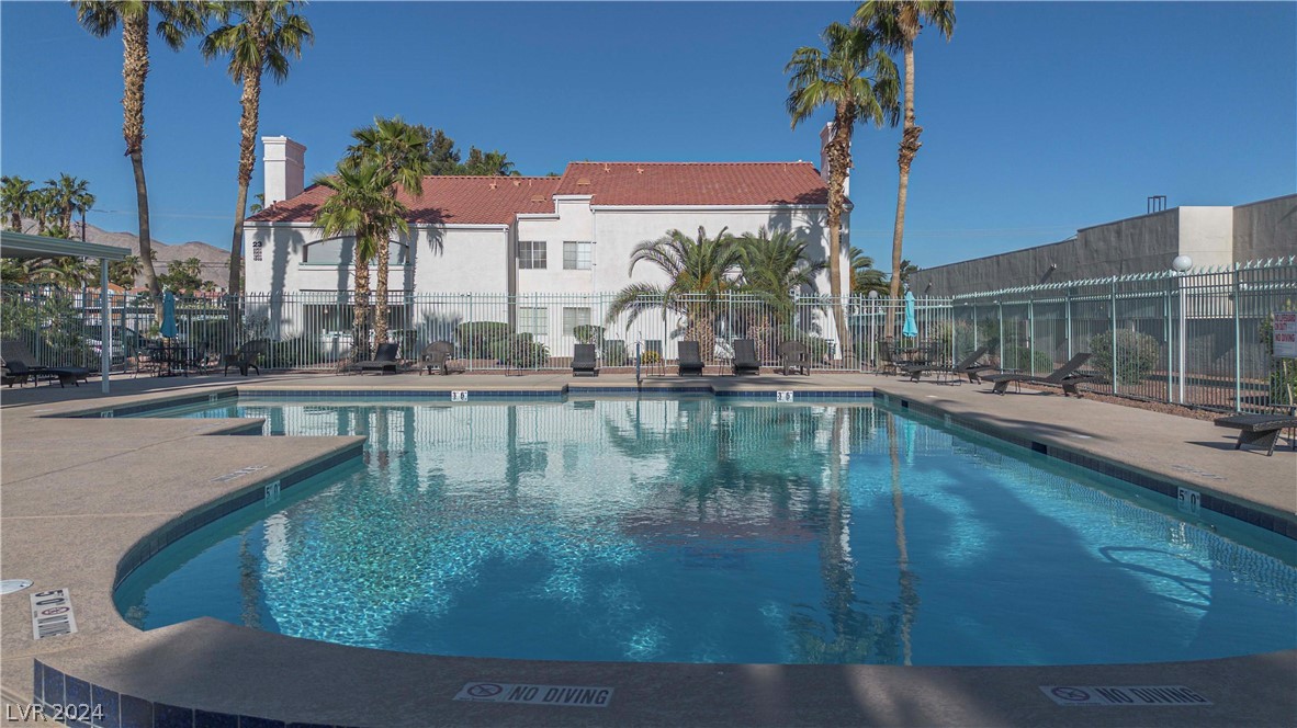 2725 South Nellis Boulevard 2056