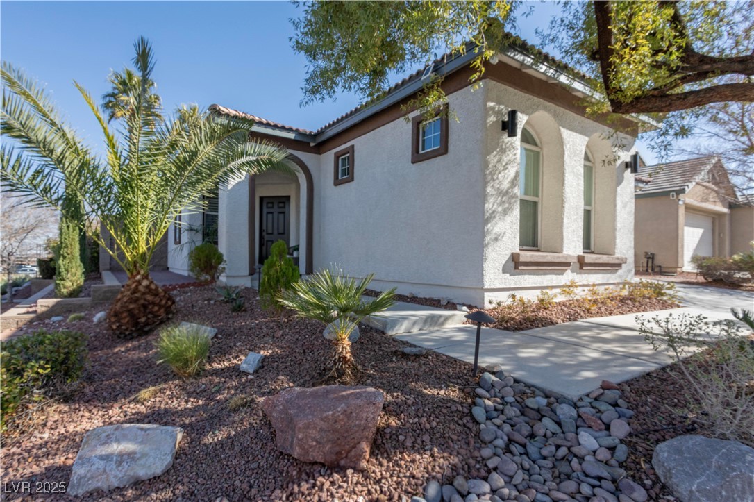 1534 Shady Elm Street