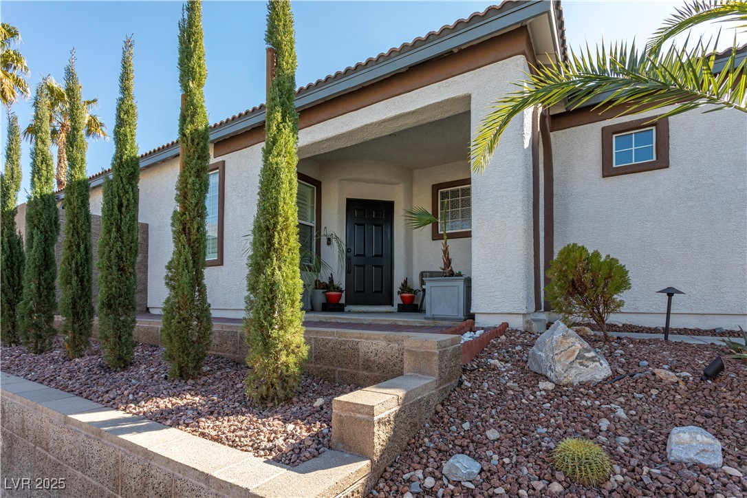 1534 Shady Elm Street