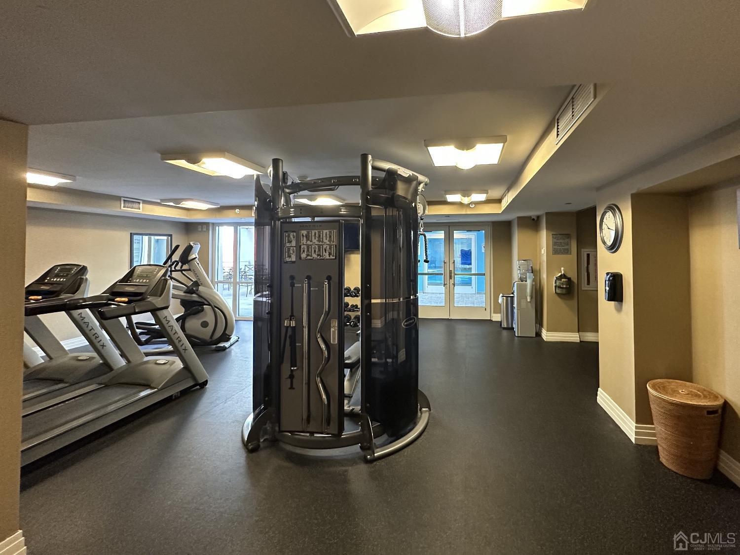 20 Livingston Avenue # 406