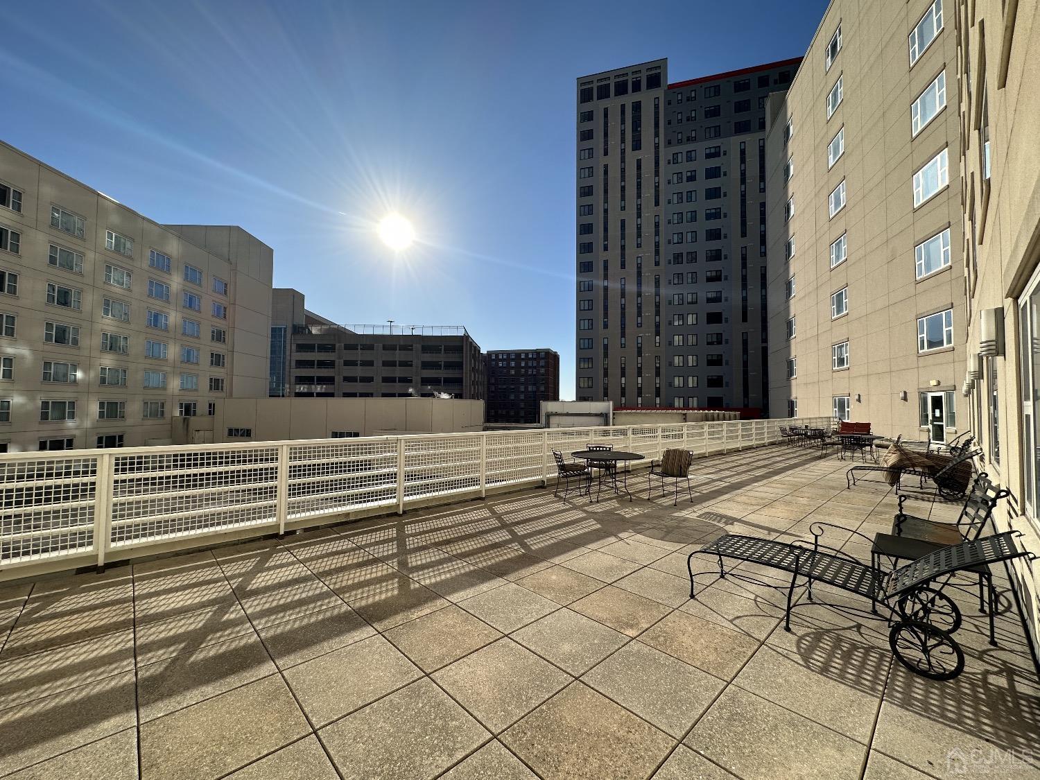 20 Livingston Avenue # 406