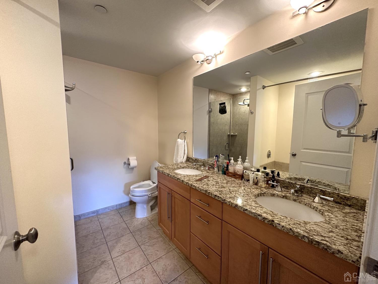 20 Livingston Avenue # 406