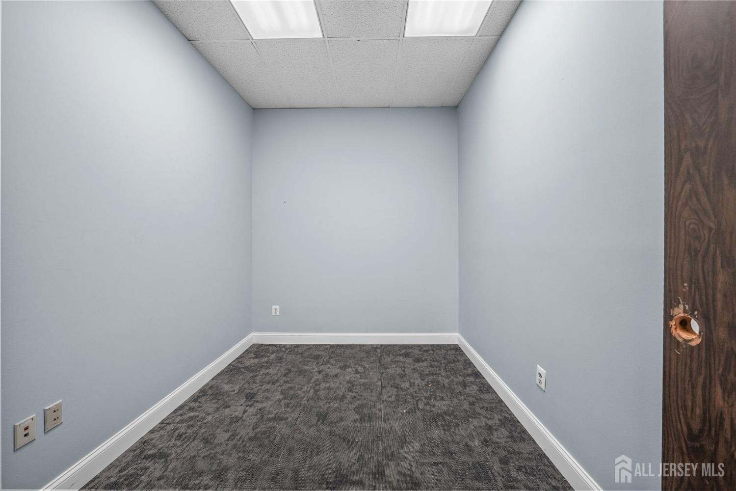 1245 US-1 Highway # 1R