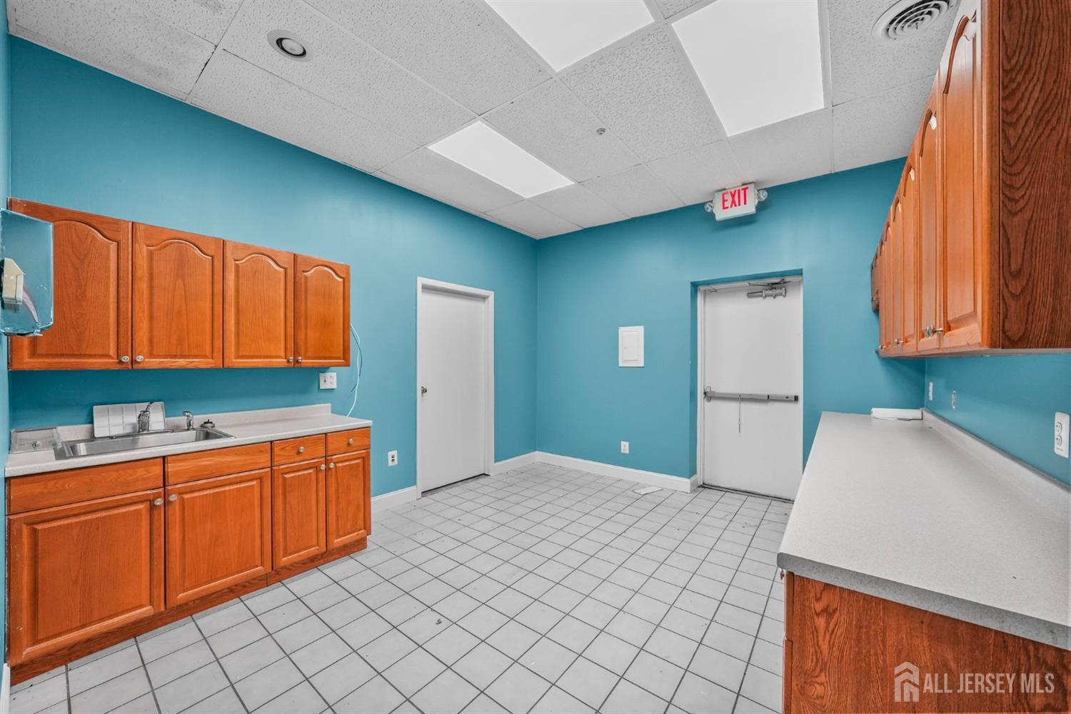 1245 US-1 Highway # 1R