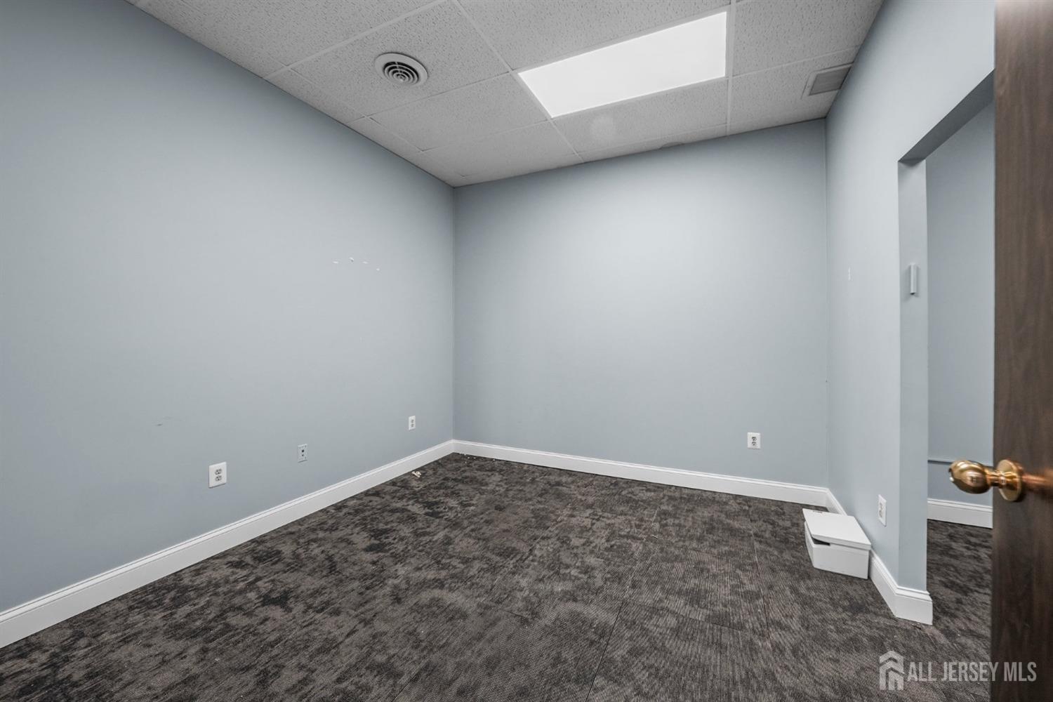 1245 US-1 Highway # 1R