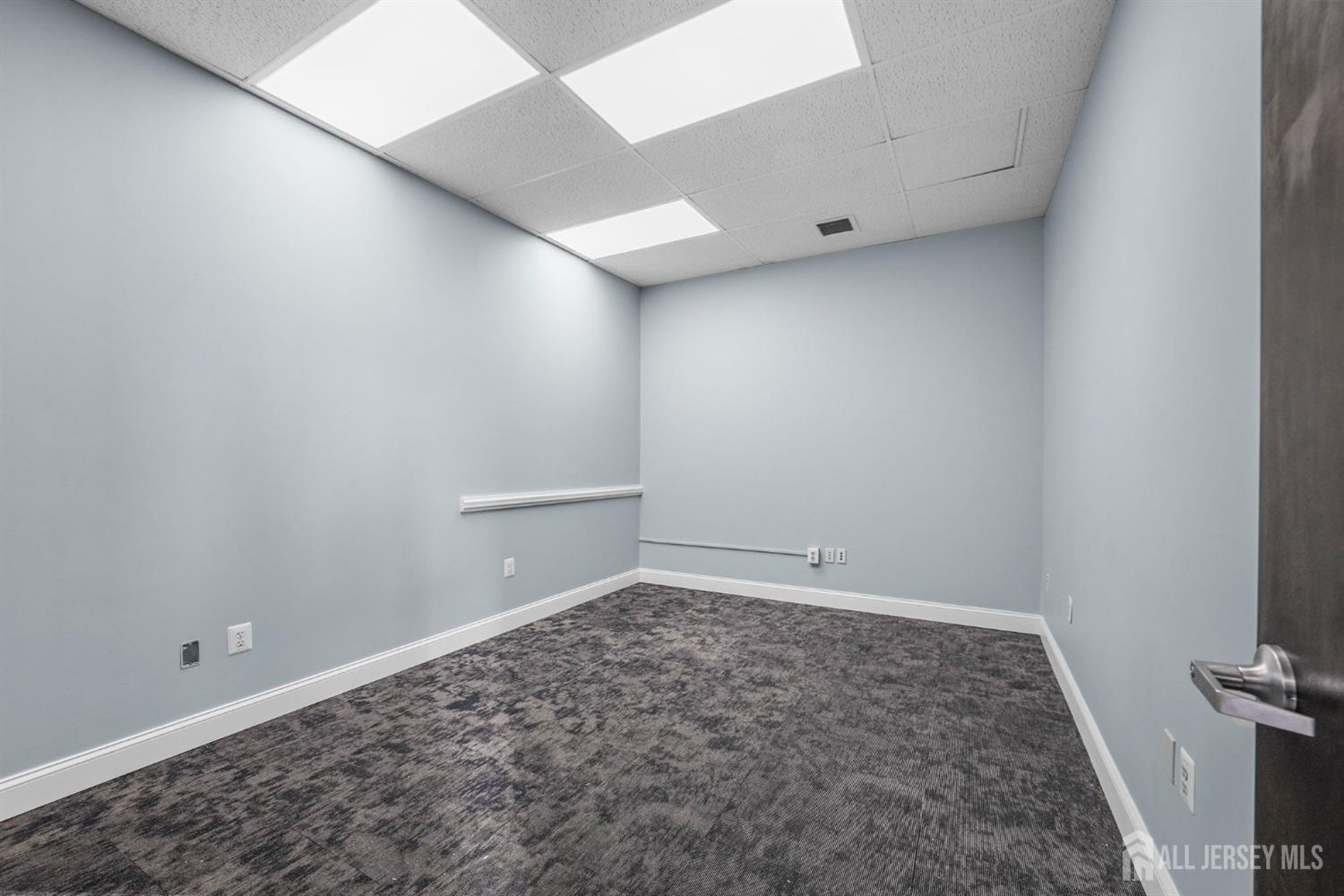 1245 US-1 Highway # 1R