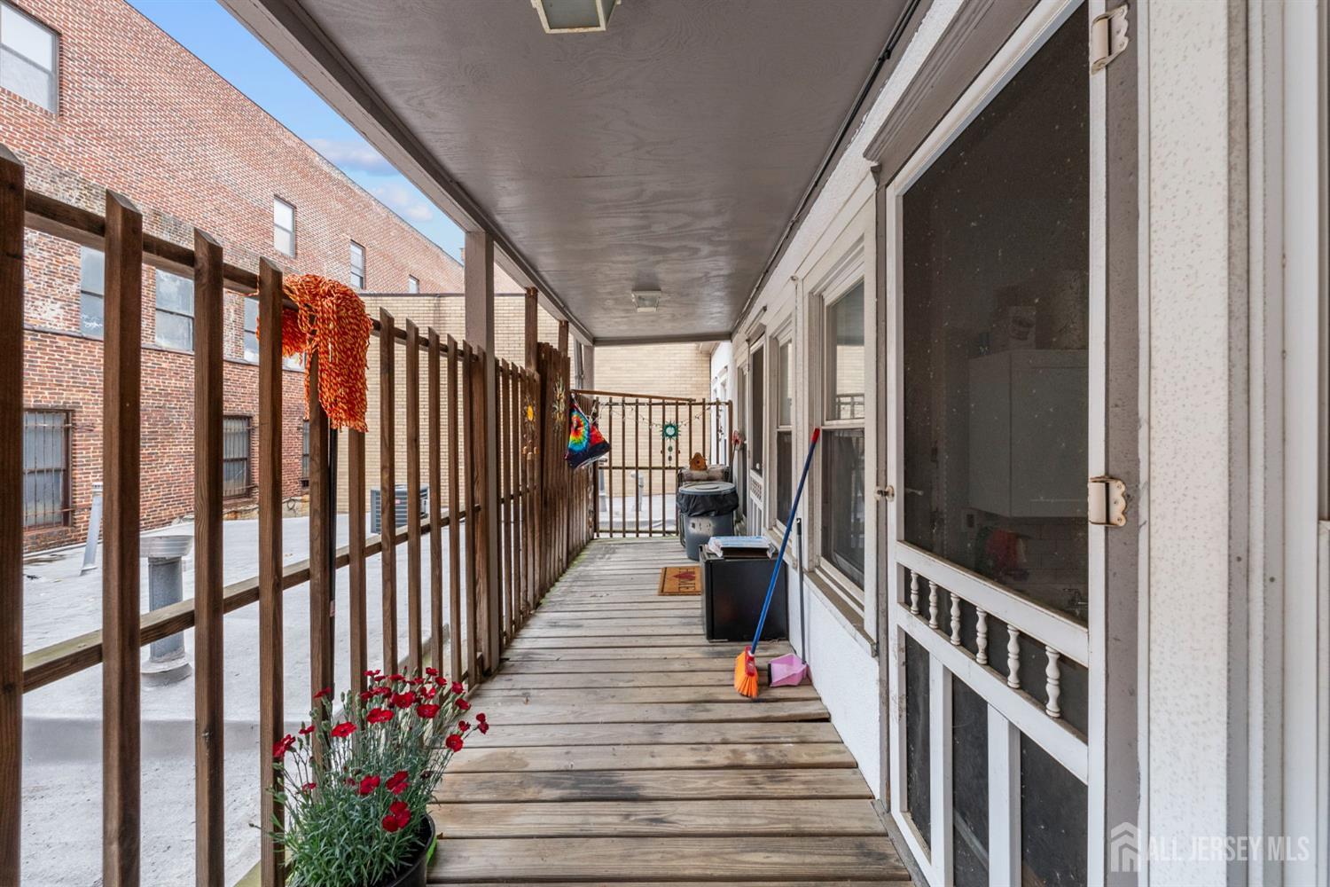 303 Maple Street # 309