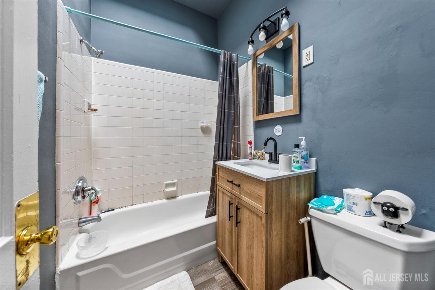 303 Maple Street # 309