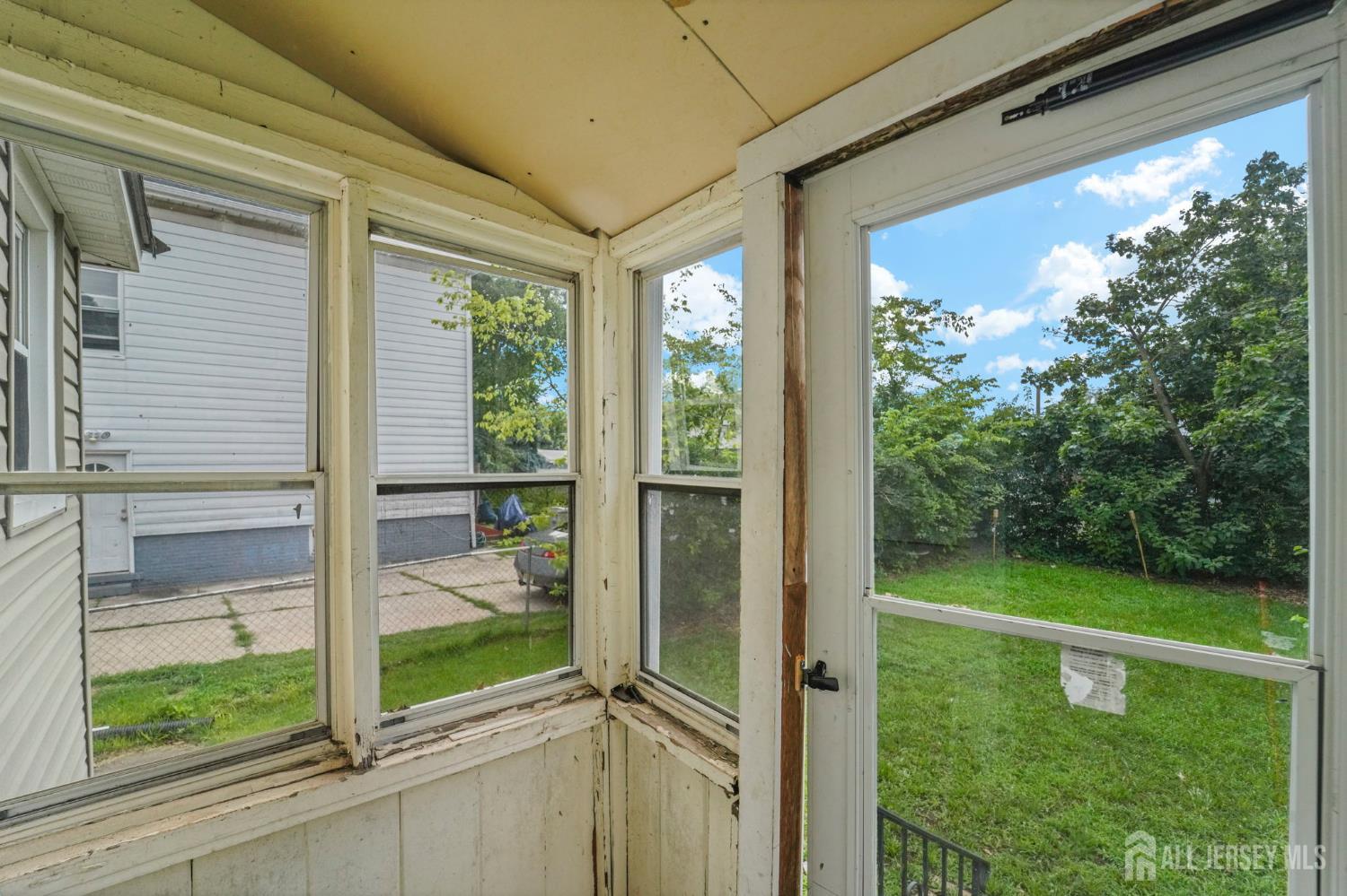 118 Huntington Street