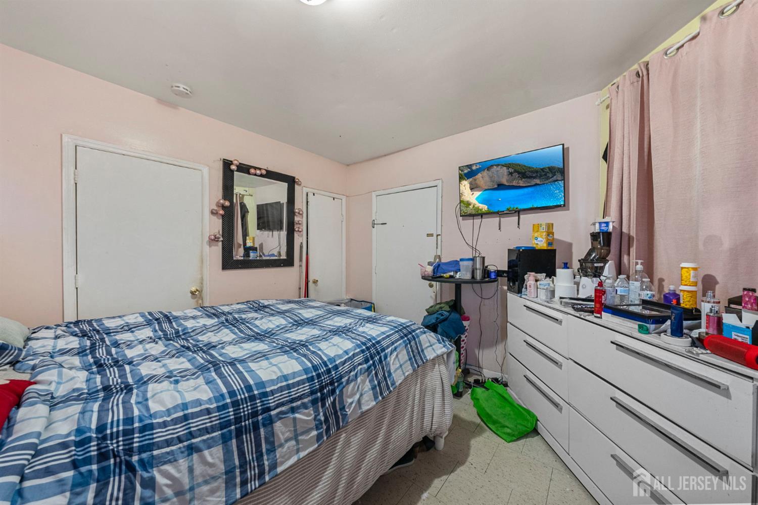 114 Joyce Kilmer Avenue