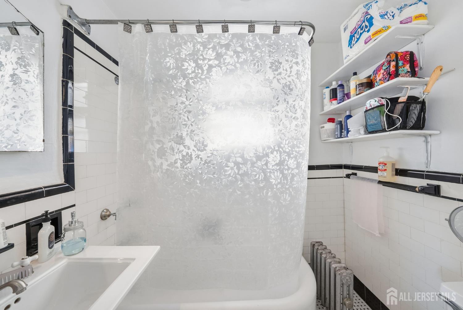 123 Livingston Avenue