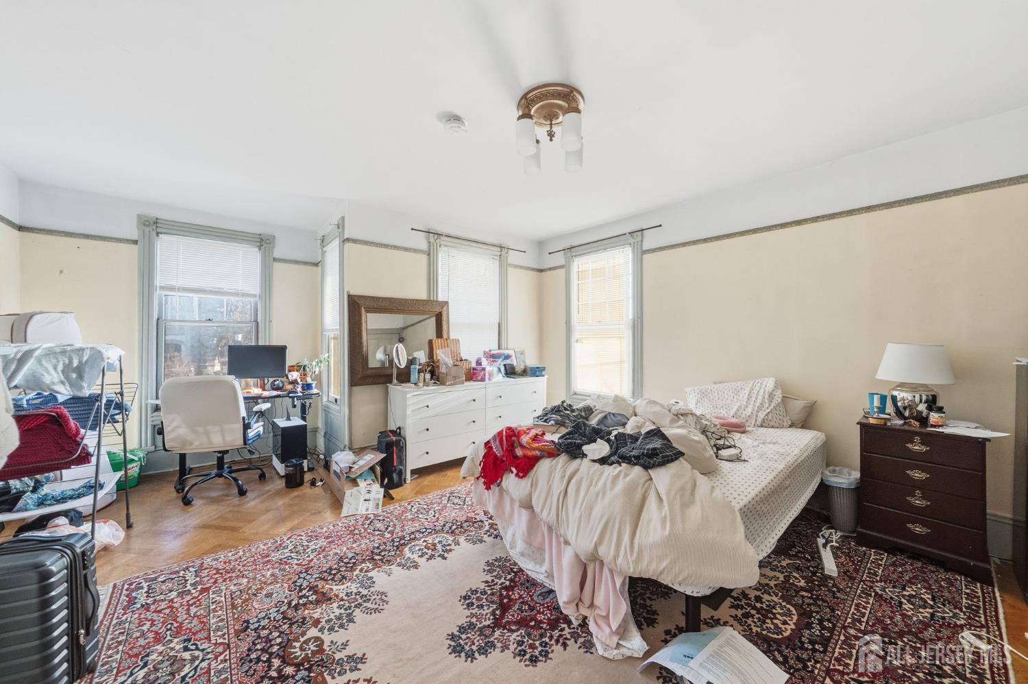 123 Livingston Avenue