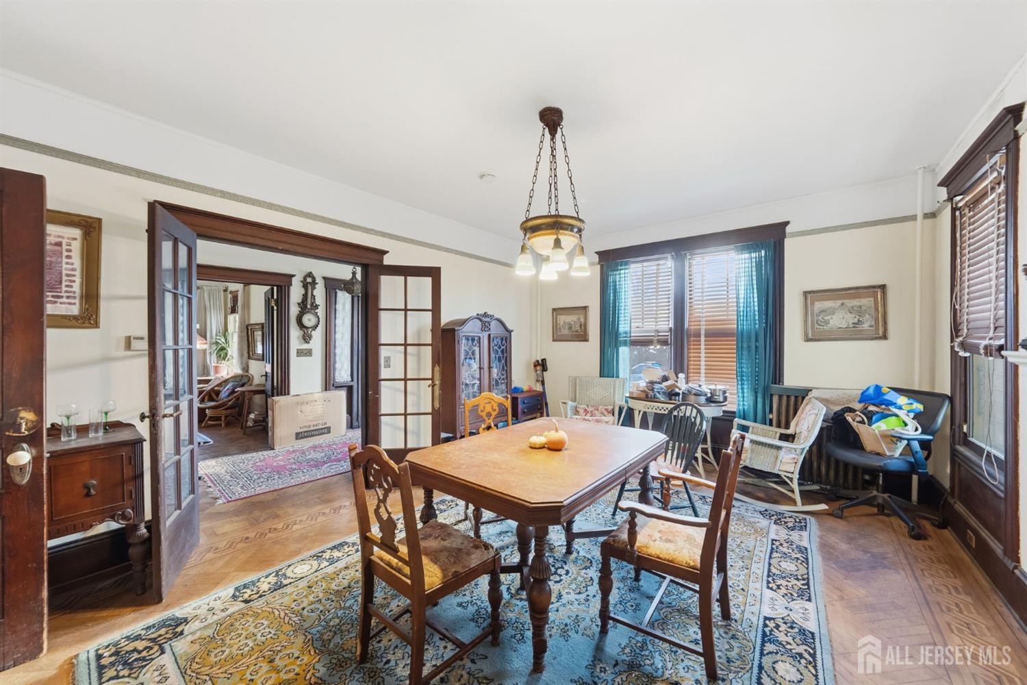 123 Livingston Avenue