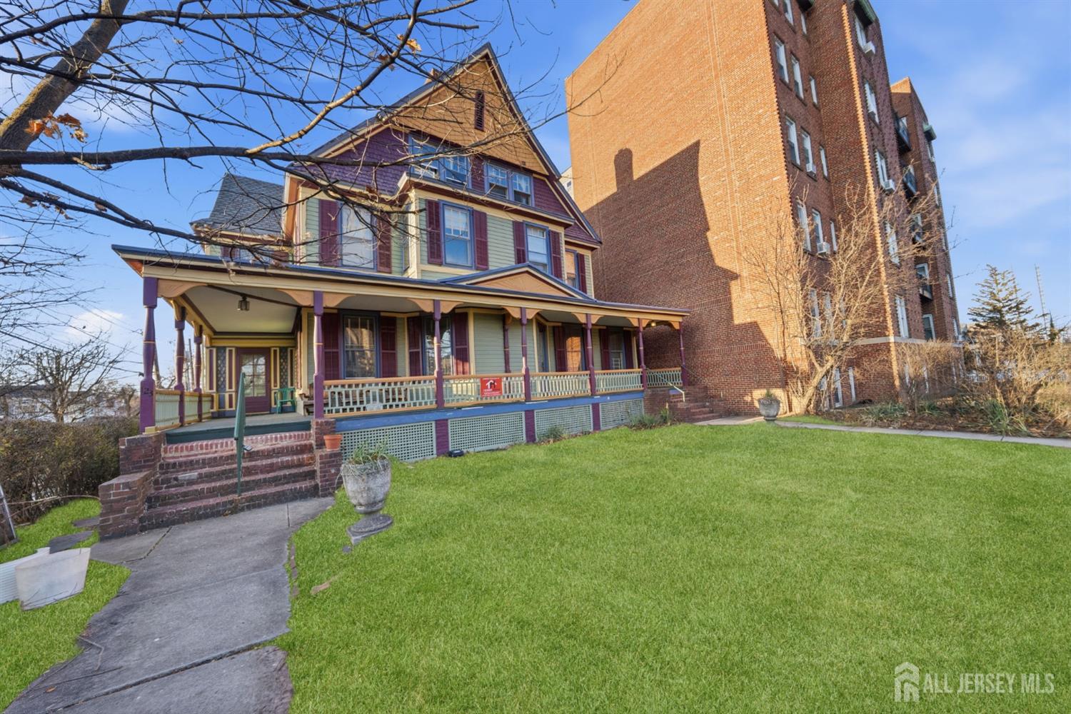 123 Livingston Avenue