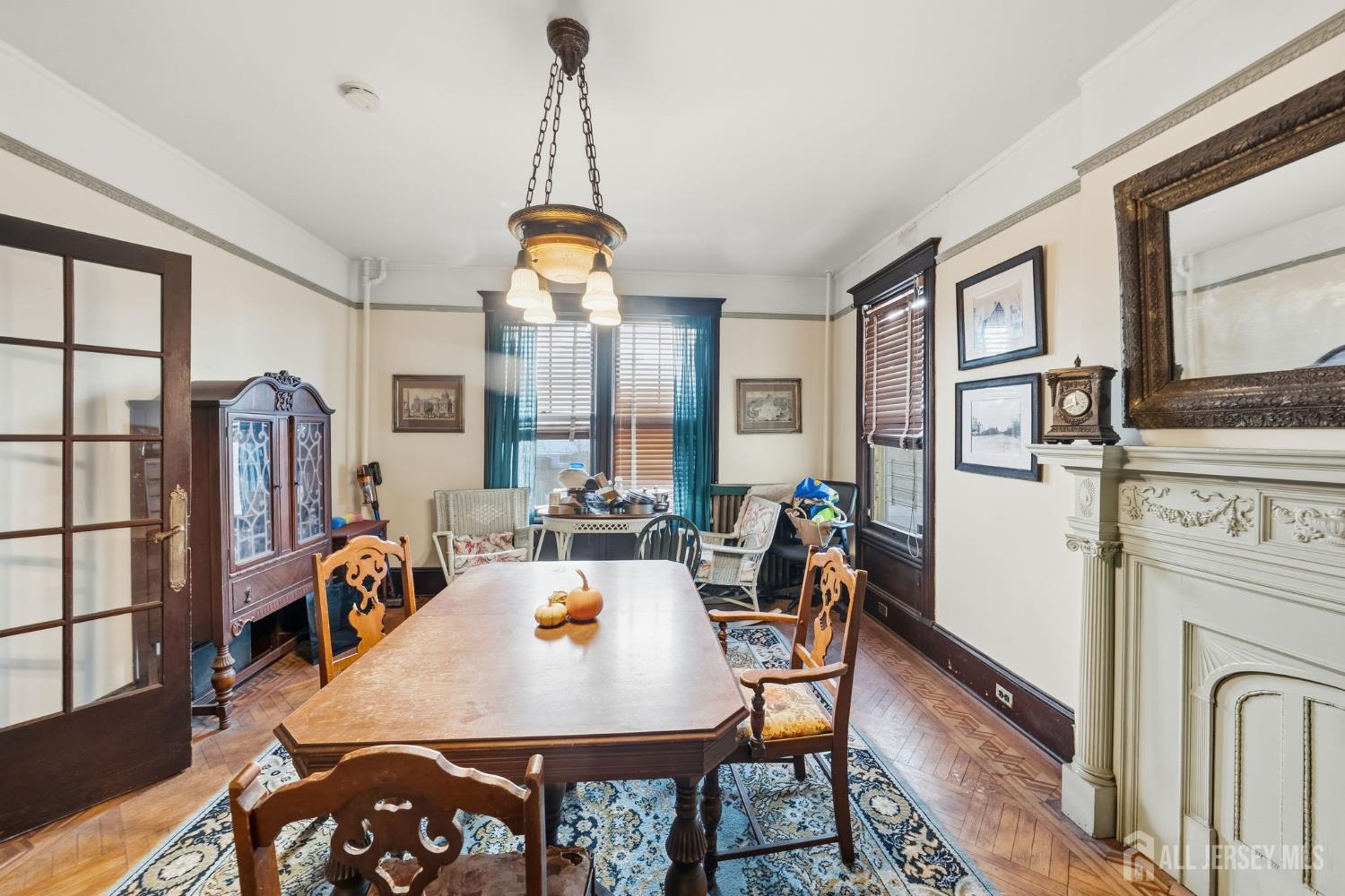 123 Livingston Avenue