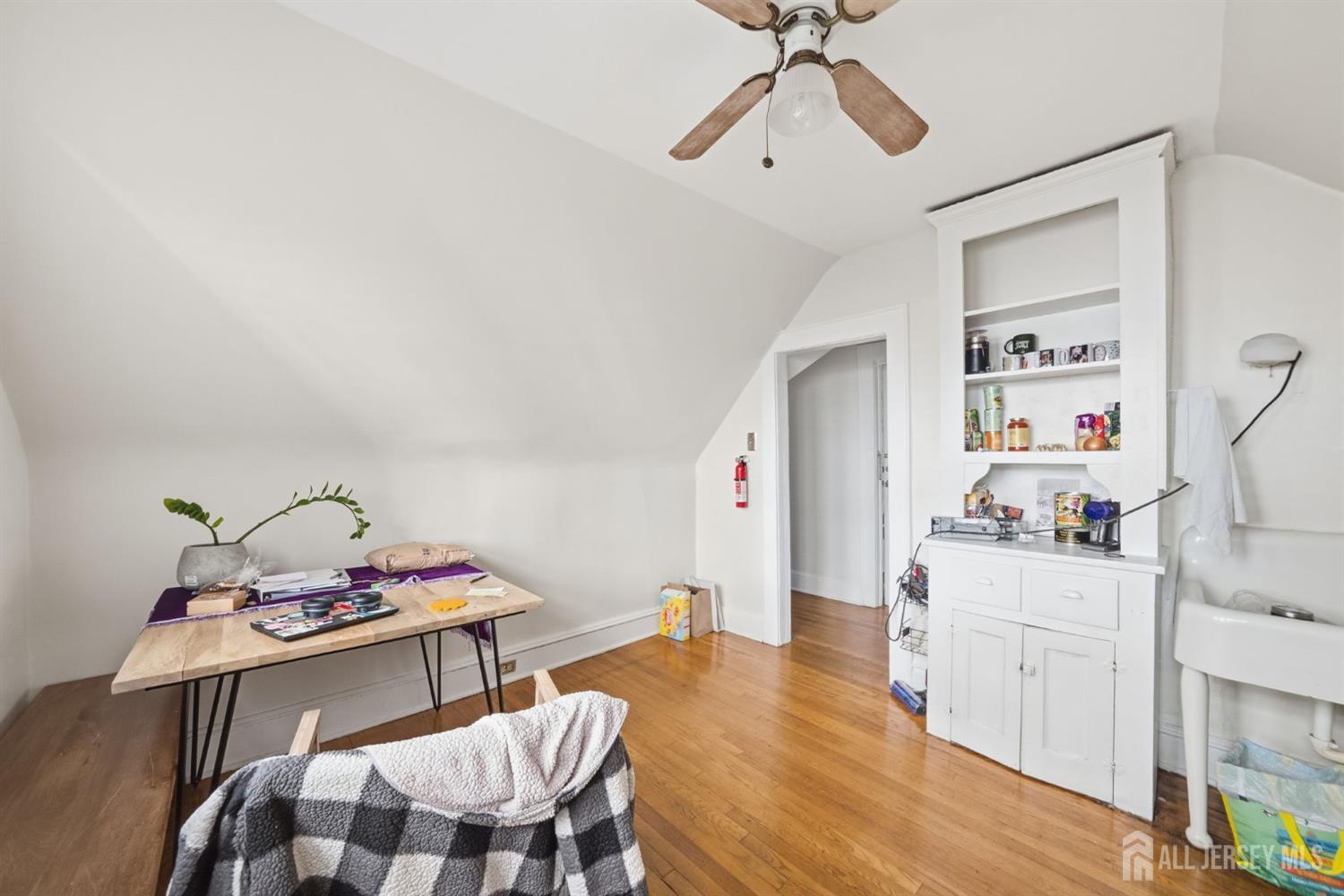 123 Livingston Avenue