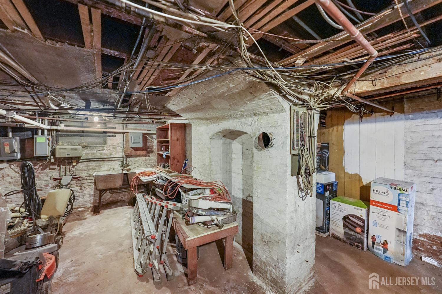 137 Livingston Avenue