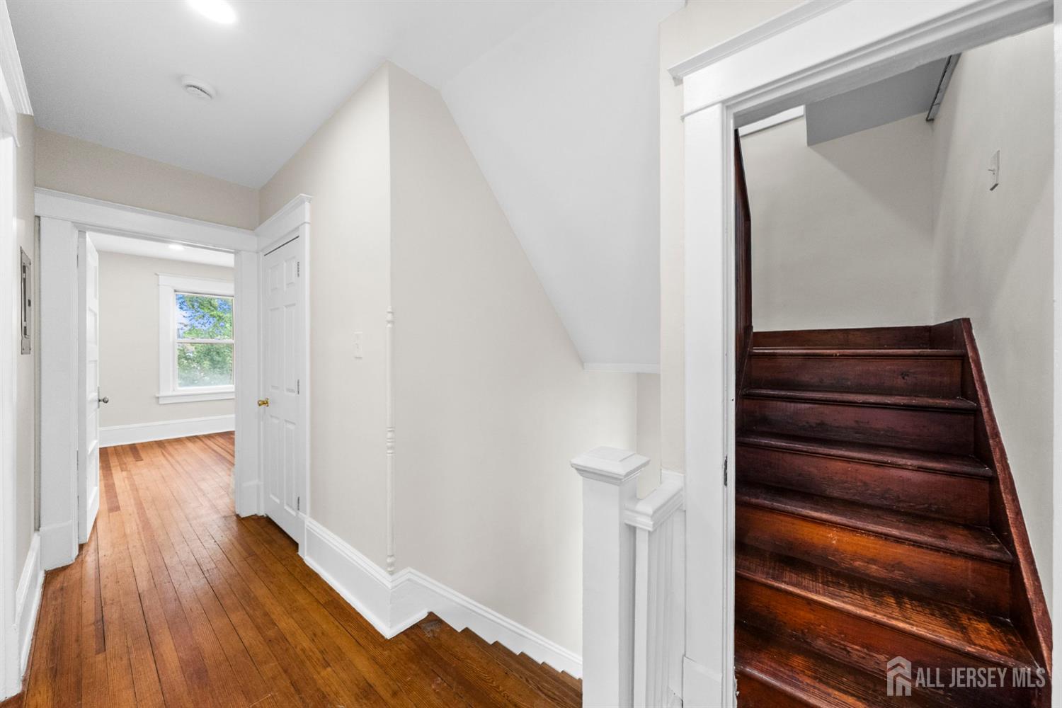 40 Richter Avenue