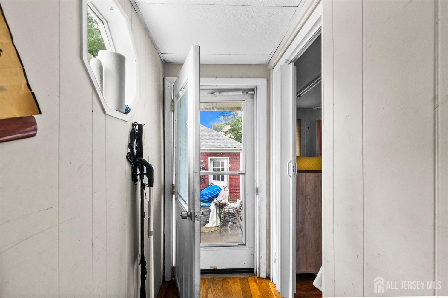 40 Richter Avenue
