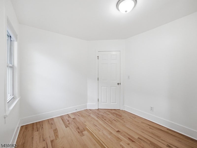 57 Morris Ave