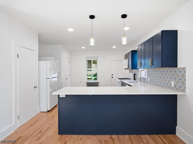 57 Morris Ave