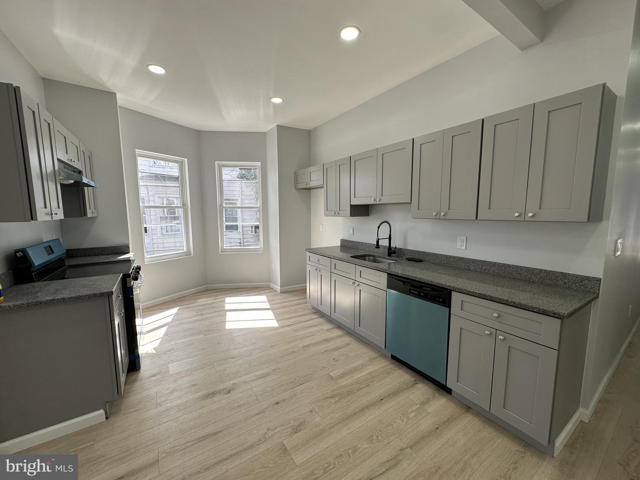 1109 STATE STREET -1111 1