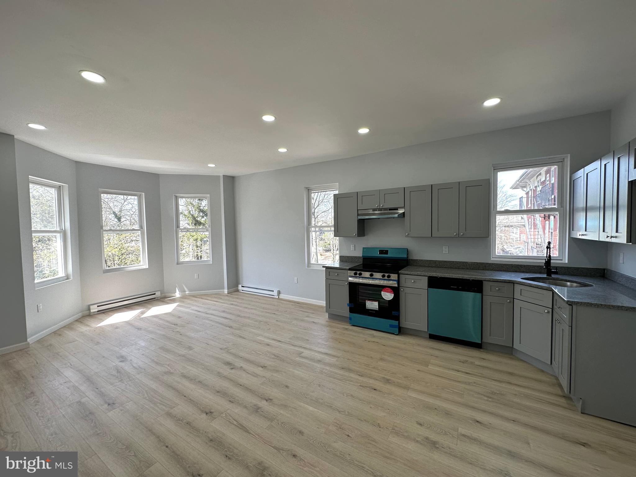 1109 STATE STREET -1111 3