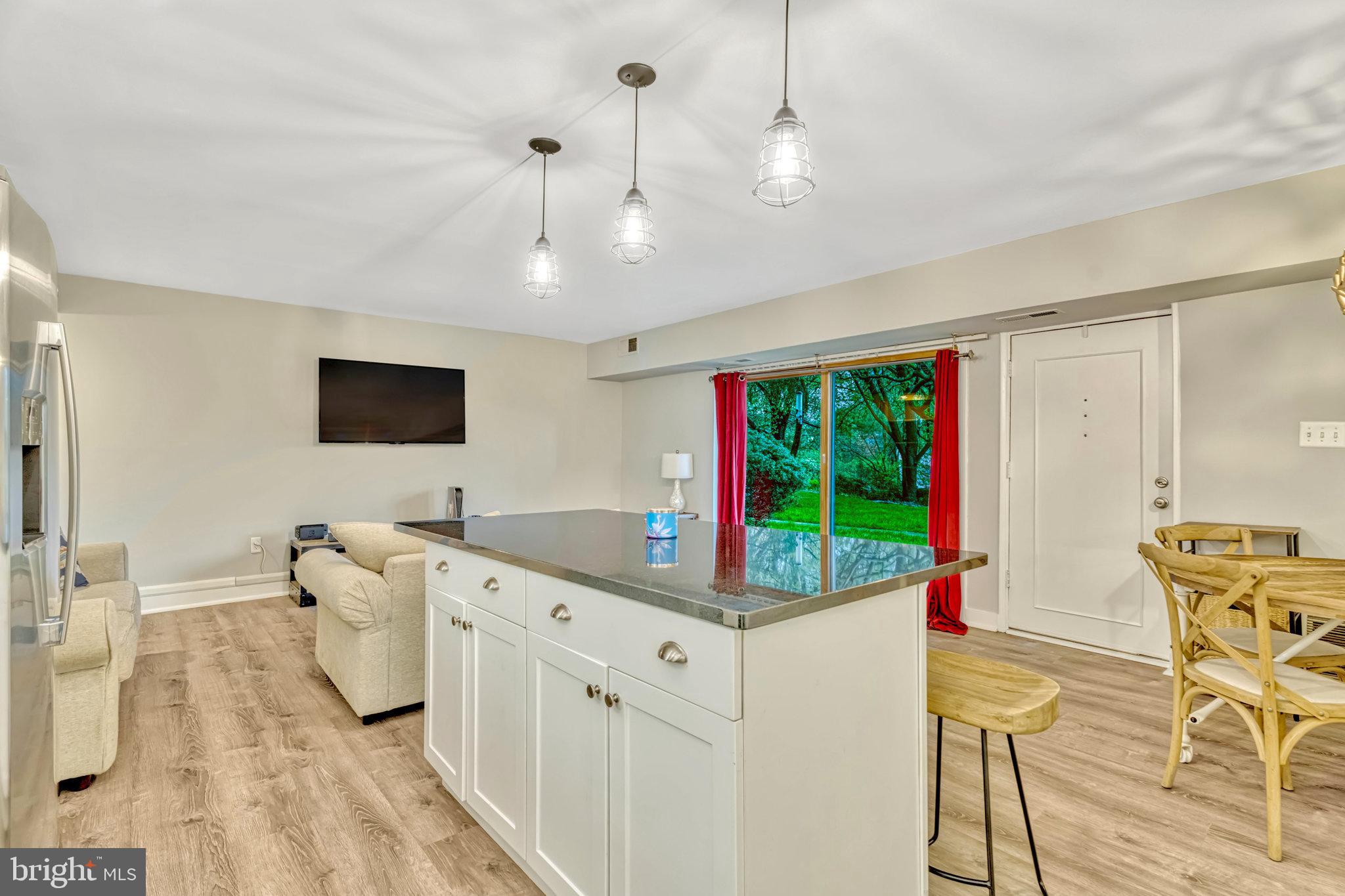 7847 ENOLA ST UNIT #7847