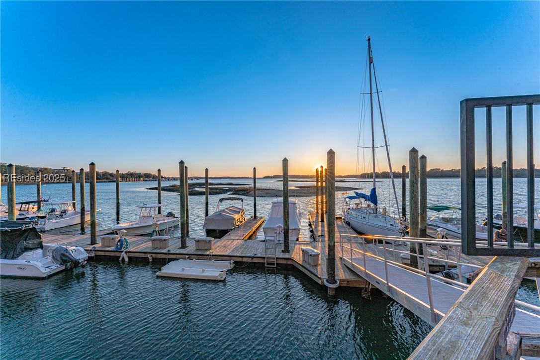 4 Village North Drive Unit: 41