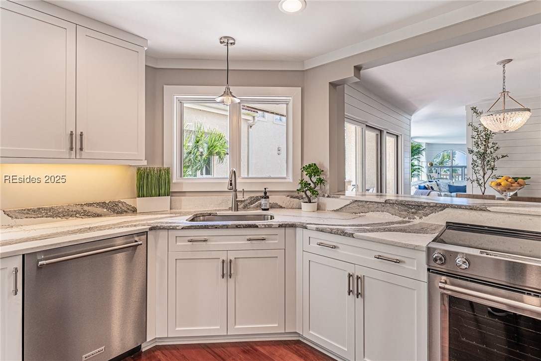 4 Village North Drive Unit: 41